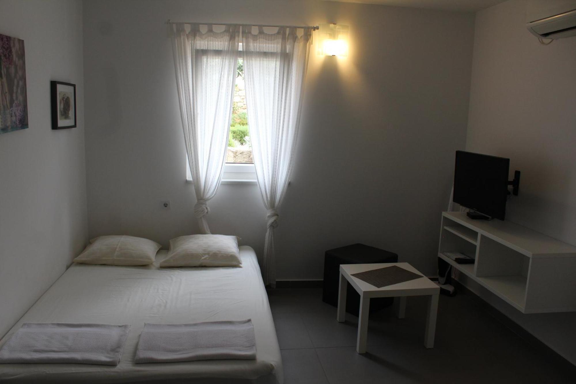Apartmani Vrancic 만드레 외부 사진